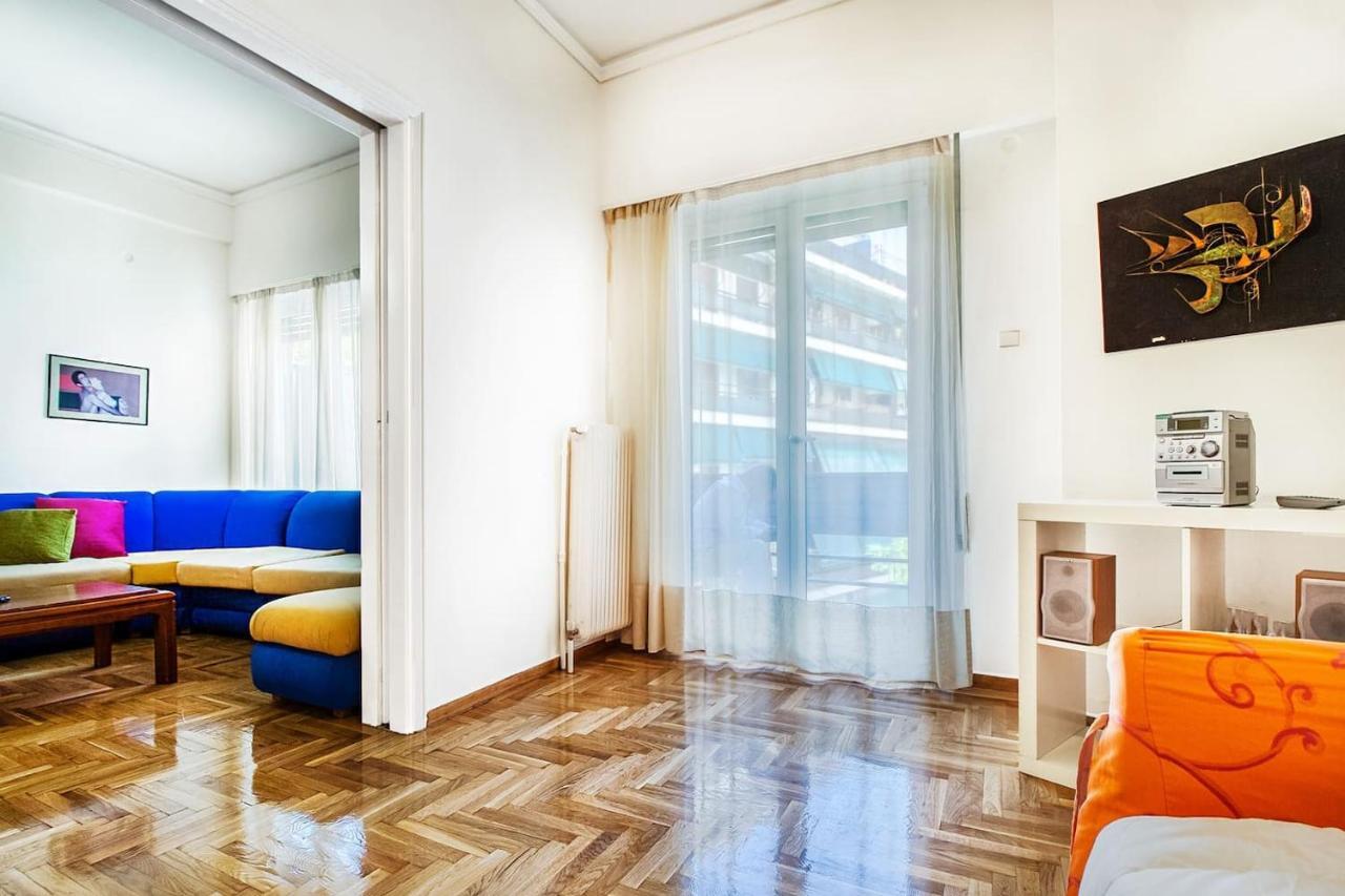Spacious flat near Ampelokipoi metro station Atena Exterior foto