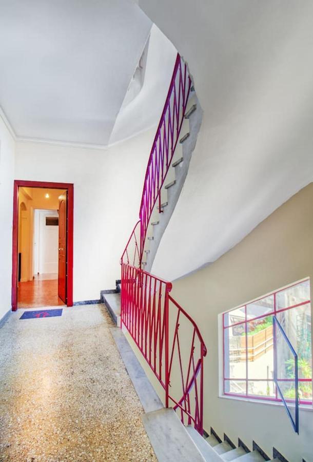 Spacious flat near Ampelokipoi metro station Atena Exterior foto